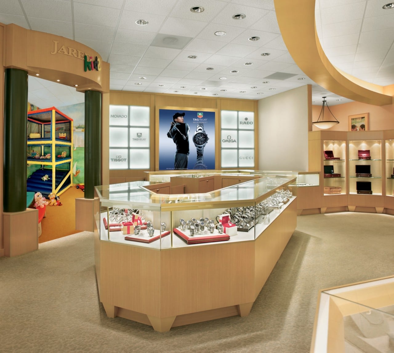 Signet Enters Jewelry Rental Game with Rocksbox Purchase