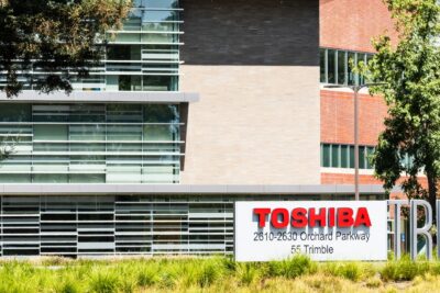 Blackstone and KKR Discuss Joint Bid for Toshiba