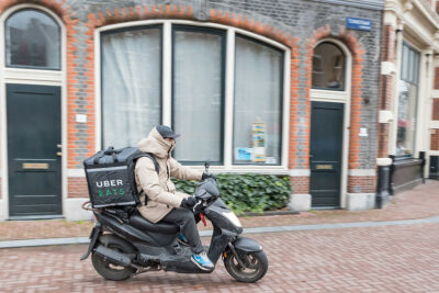 Uber Eats Cracks Down on Virtual Brands