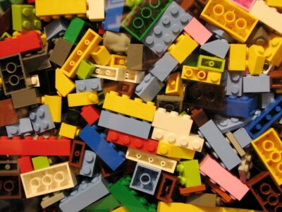 Lego Posts Slim But Impressive Profit