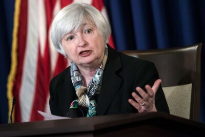 Yellen Takes Her Turn on Chinese Charm Offensive
