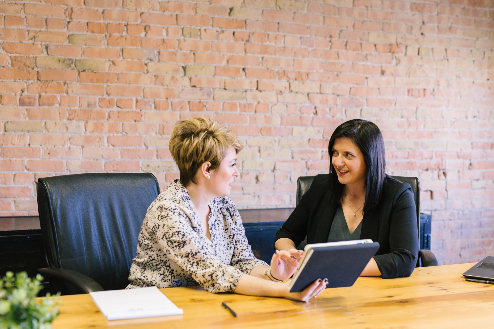 Gender Gap Narrows in US Tech Industry