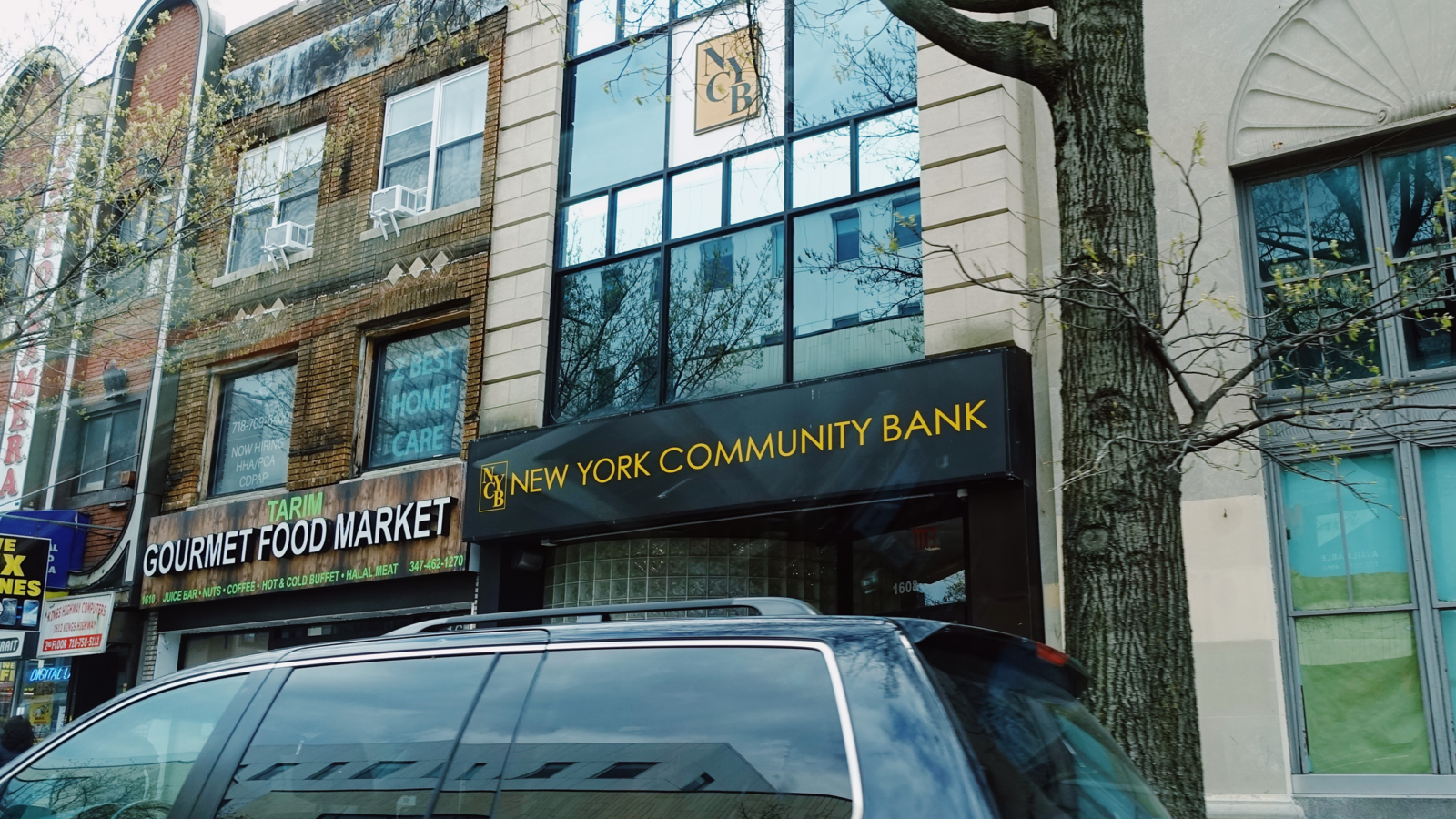 New York Community Bancorp Gets $1B Cash Injection