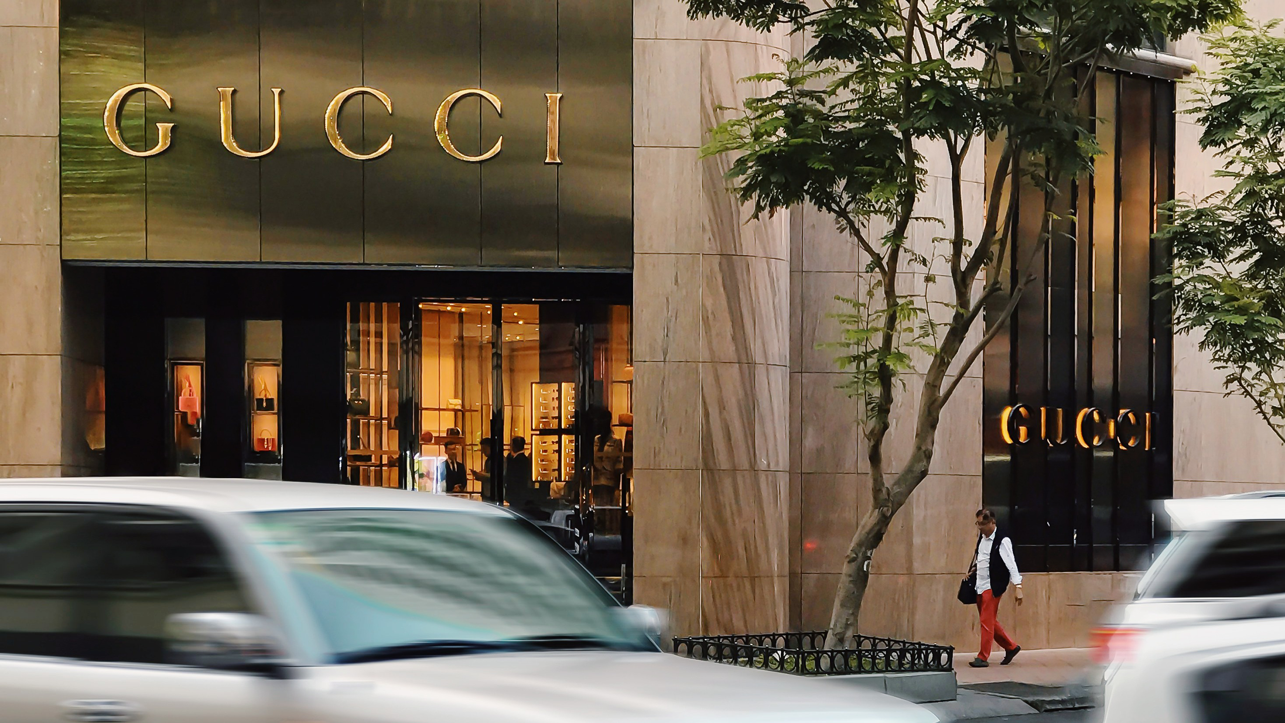 Photo of a Gucci store