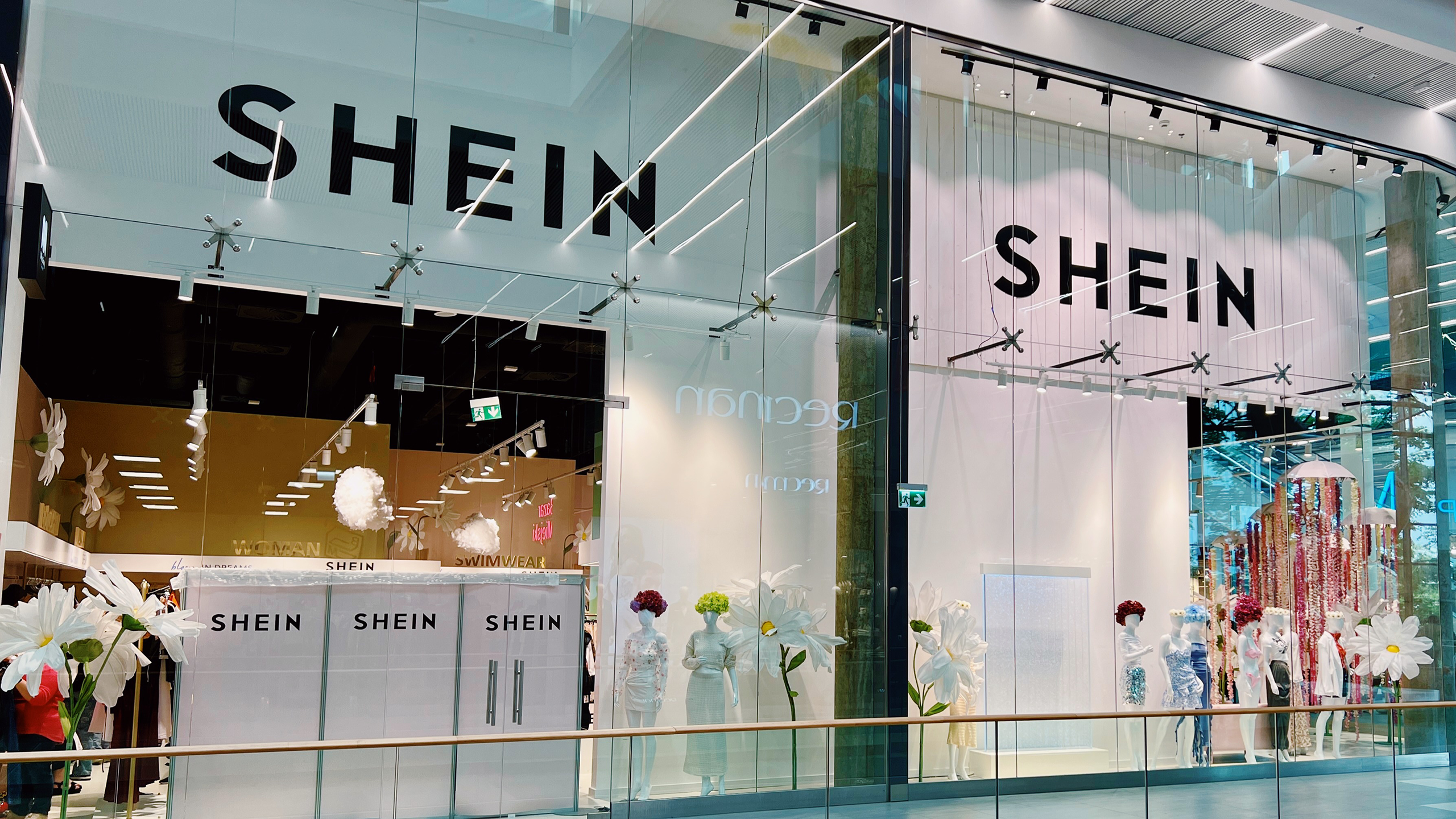 Photo of a SHEIN store