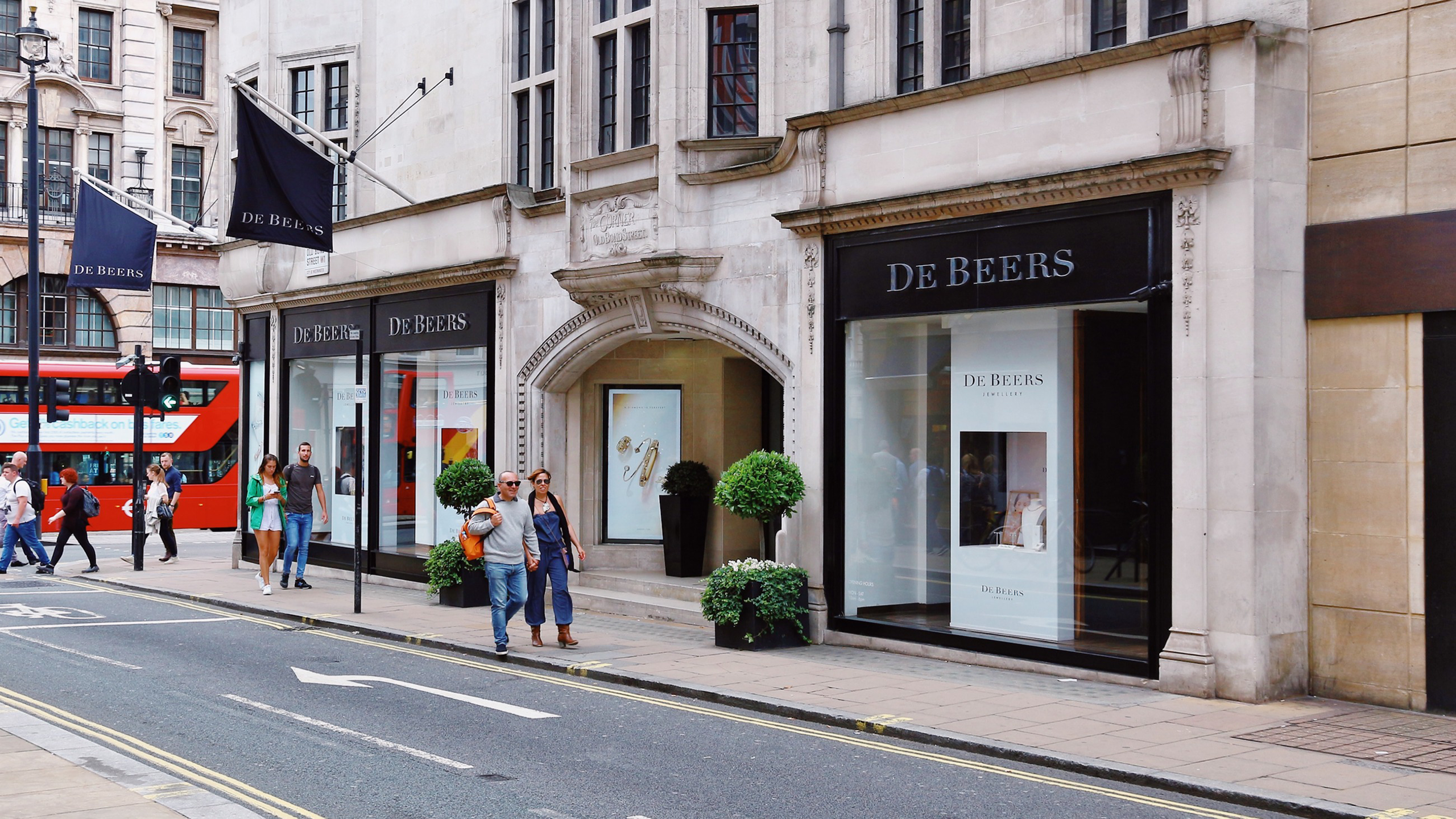 Lab-Grown Diamonds? Turns Out They’re Not De Beers’ Best Friend  