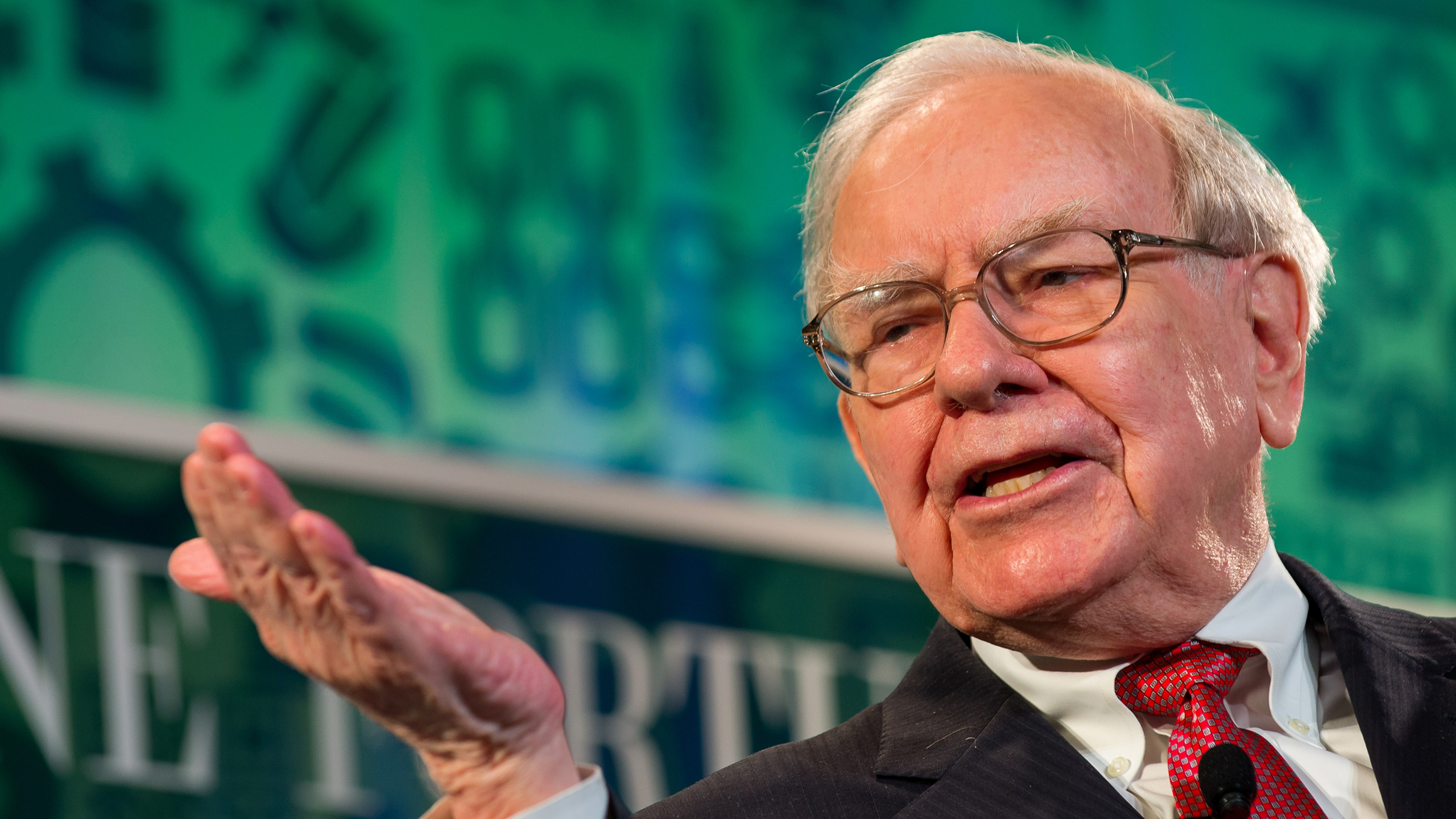 ETF Shop Bets on Allure of Warren Buffett’s Berkshire