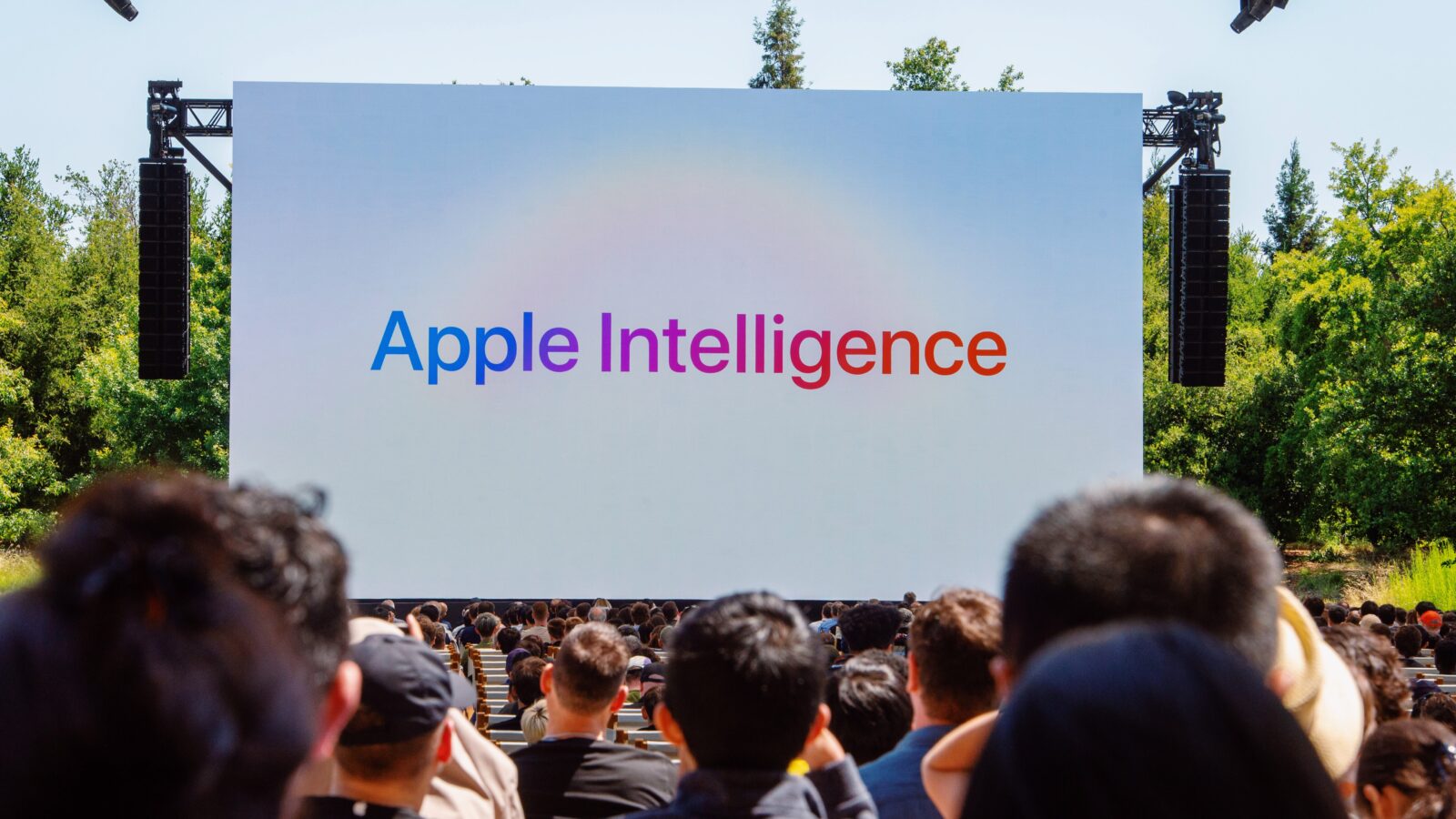 Apple Still Won’t Ride the AI Hype Train