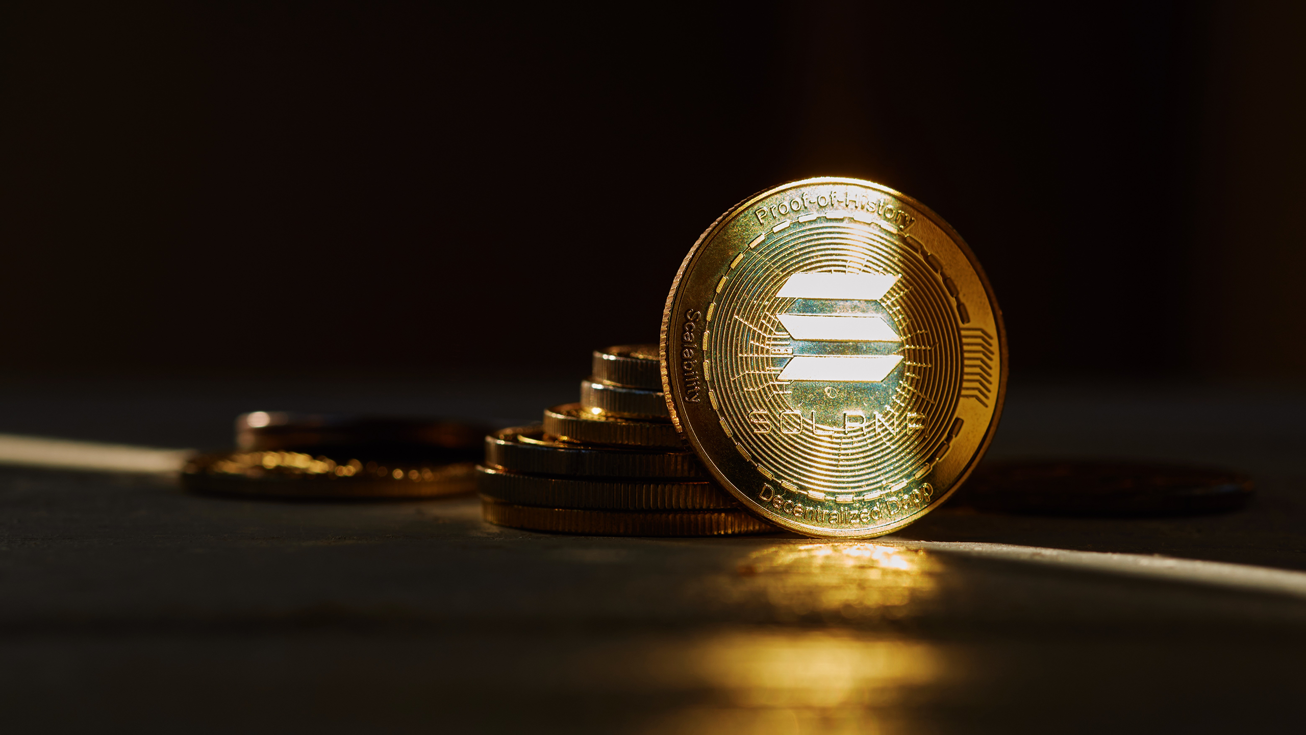 Fidelity, Franklin Prep Solana ETFs with Staking