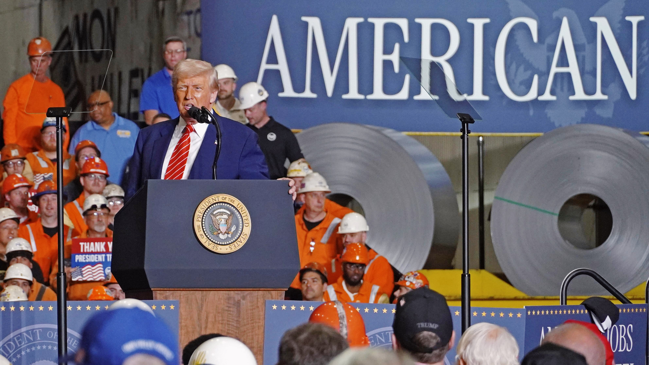 Photo of Donald Trump making a speech at a United States Steel Corp. plant