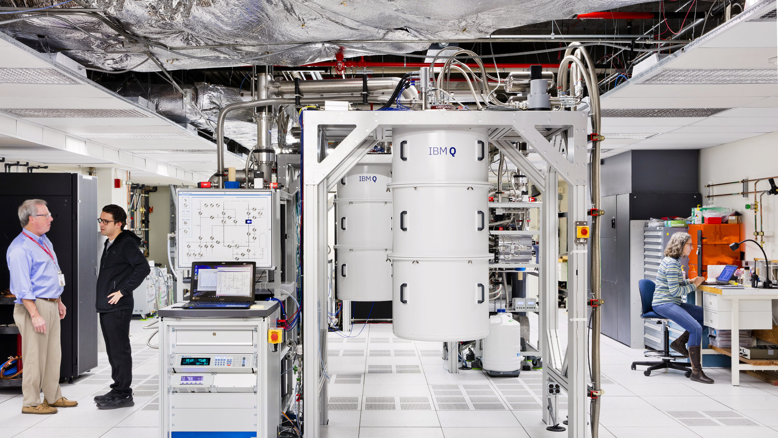 Photo of an IBM quantum computer