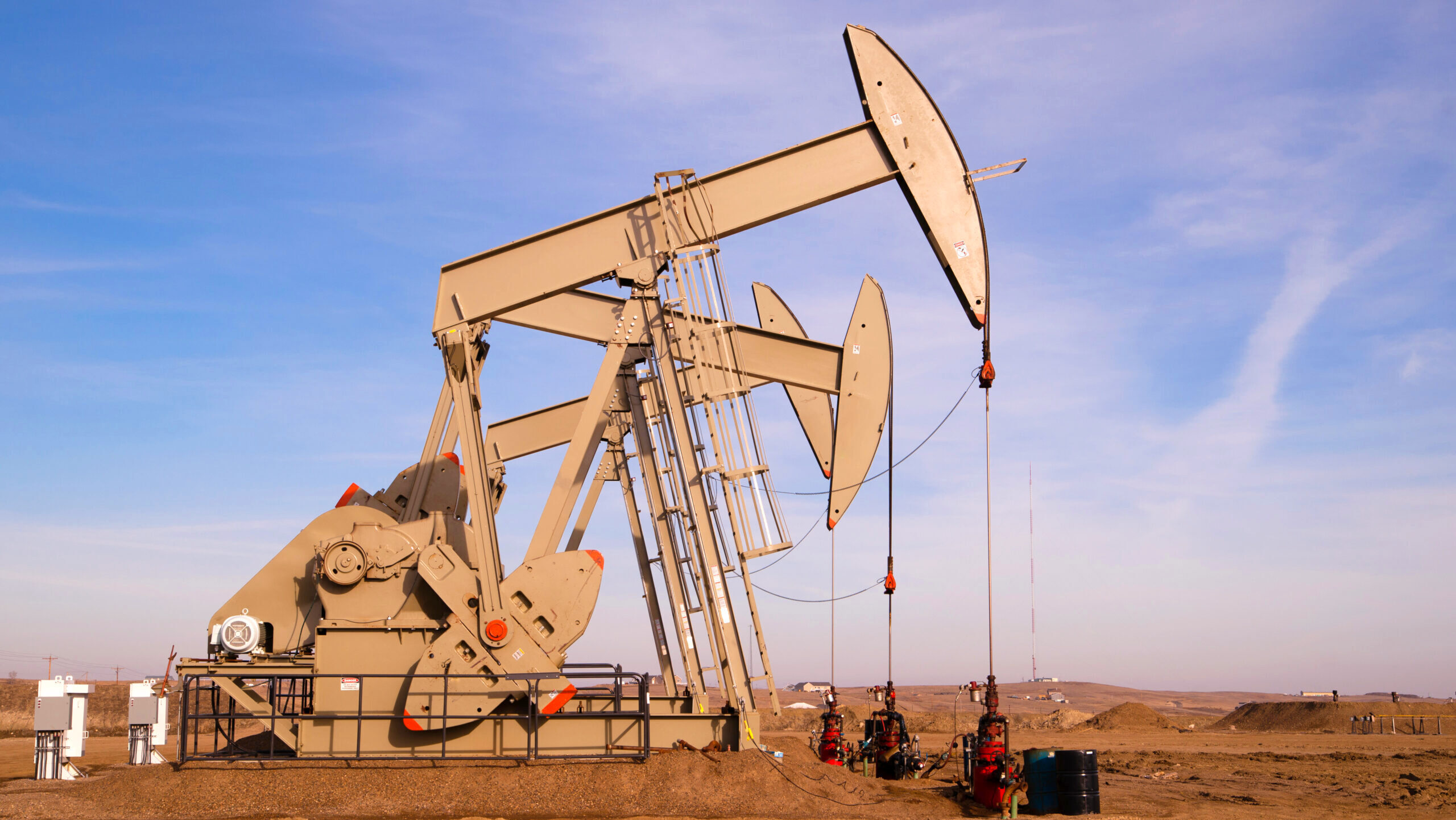 Image of oil drills.