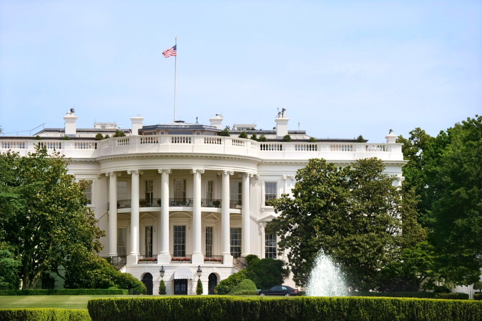White House Deregulation of AI Creates Fresh Pitfalls for Businesses