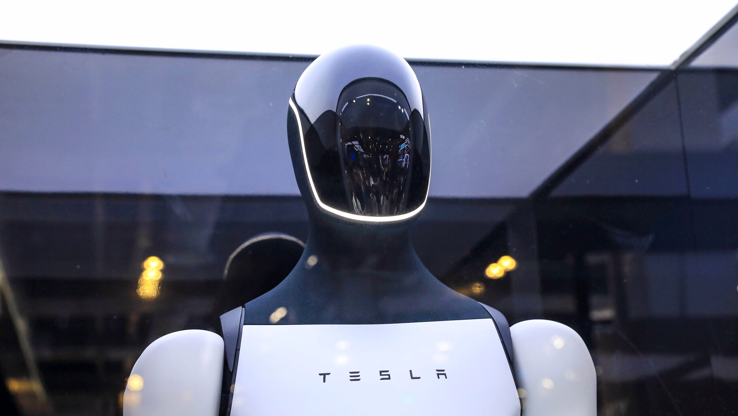 Can Tesla and Samsung Find Salvation in Each Other?