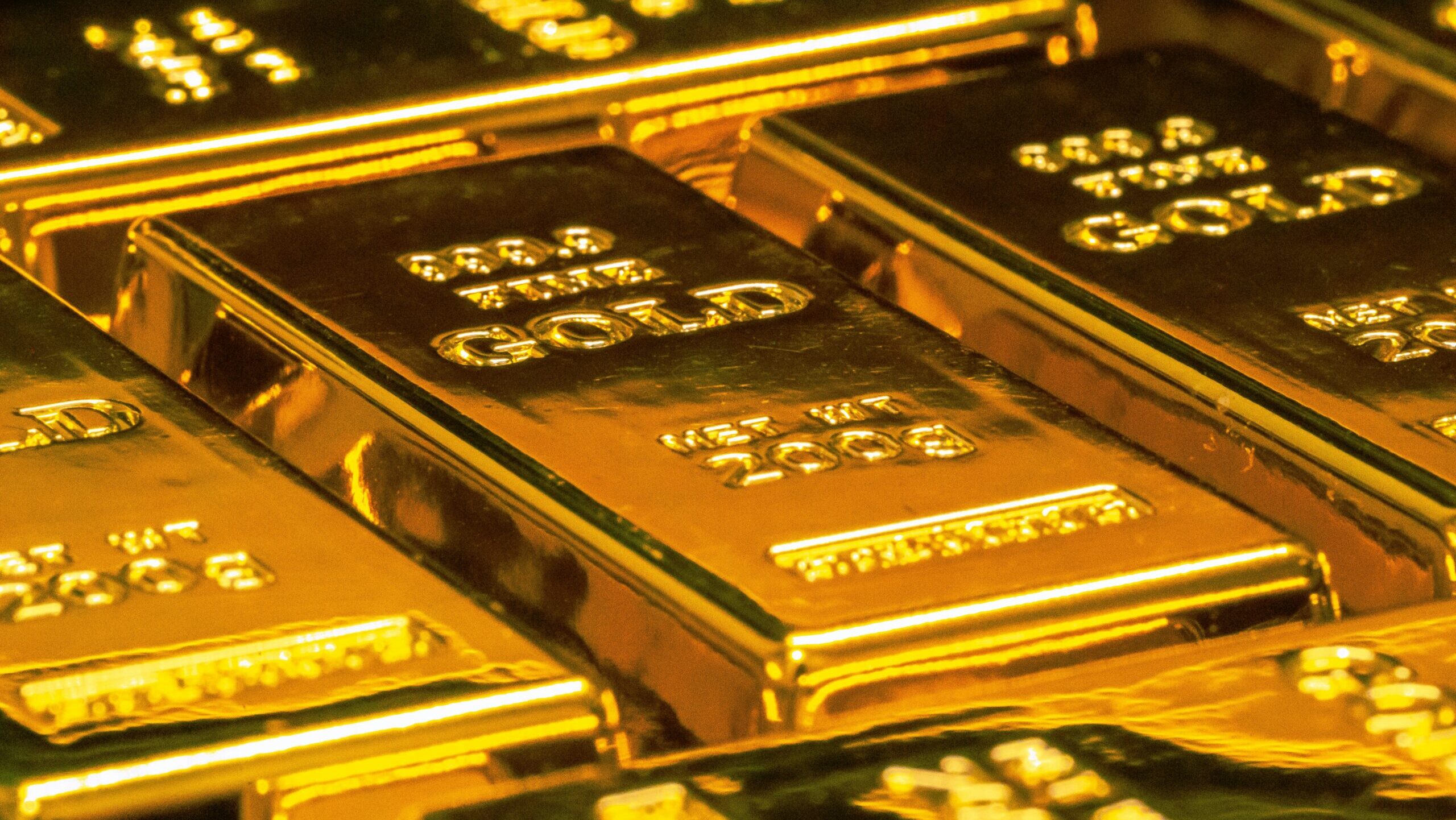 Gold ETF Sales Skyrocket Amid Price Surge