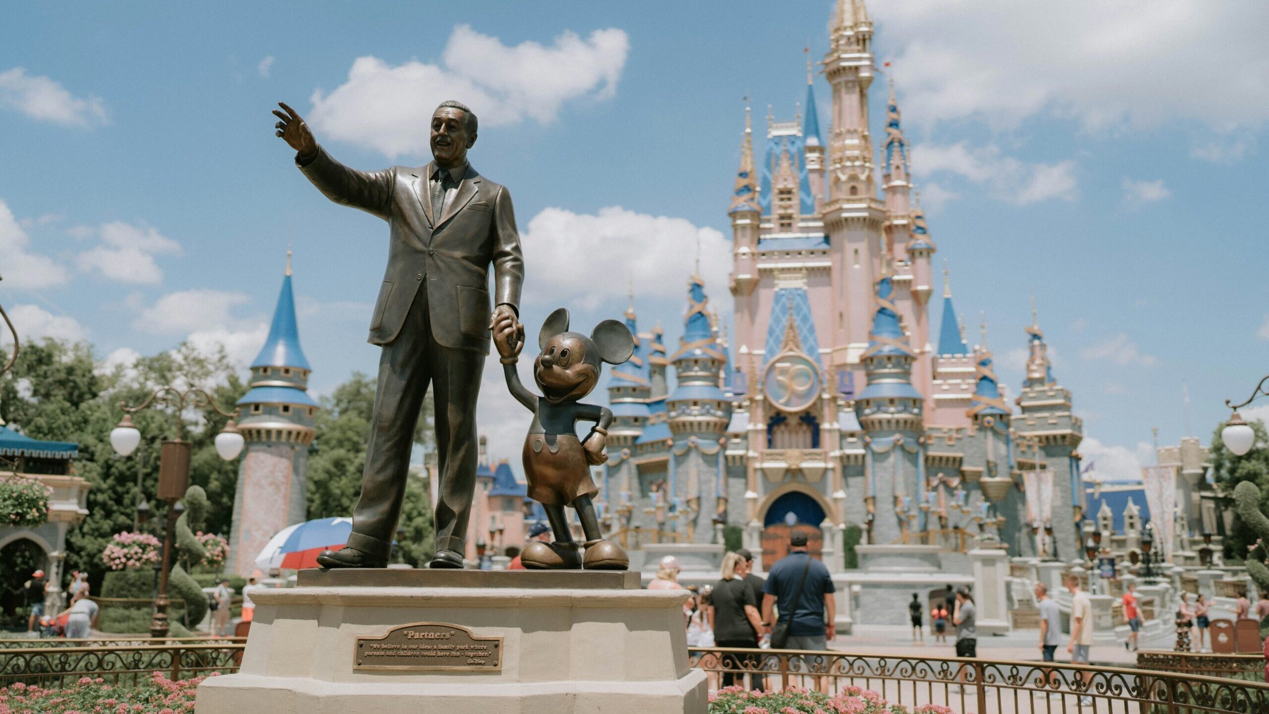 Disney Growth Shows Americans Willing to Splurge Despite Gloomy Economic Signals