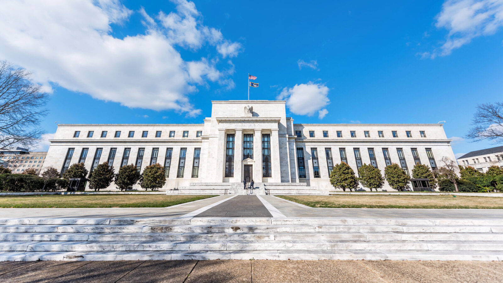 Sovereign Debt Concerns Linger as Global Bond Rout Loses Steam