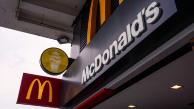 McDonald’s Chief Blasts Minimum Wage Loophole for Tipped Workers