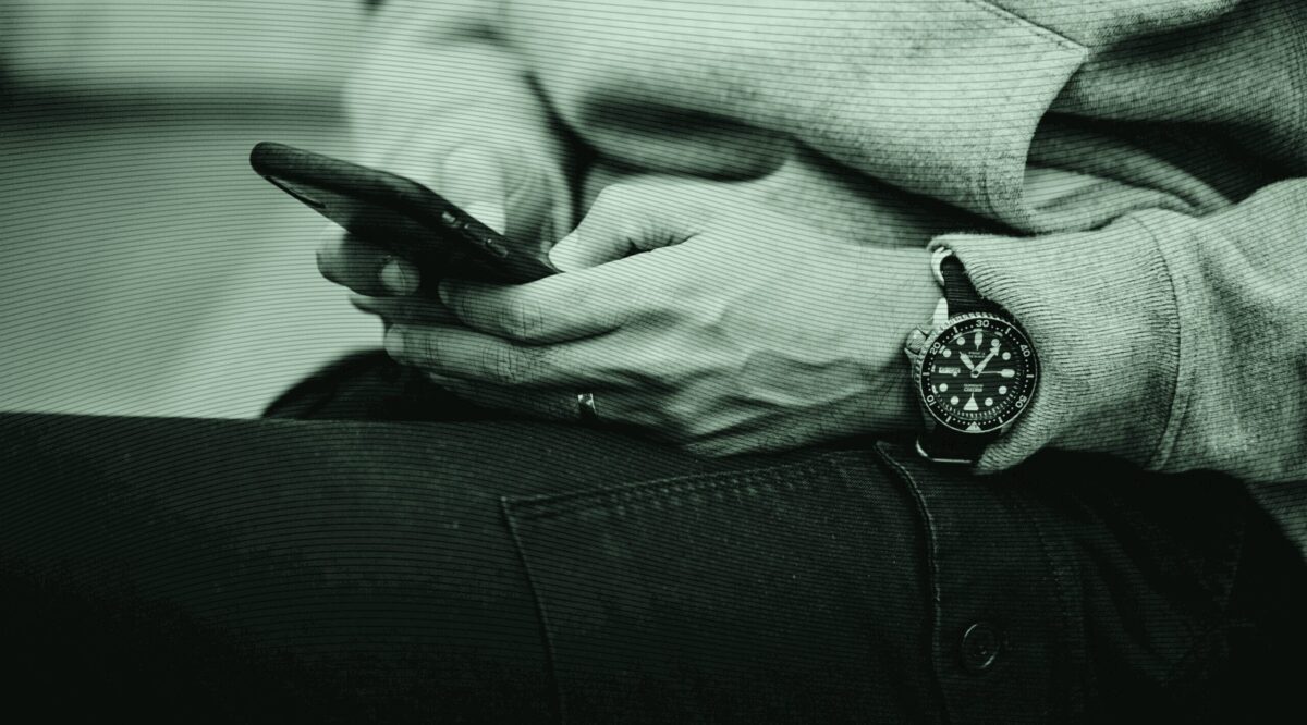 Should the SEC Ease the Communications Rule?