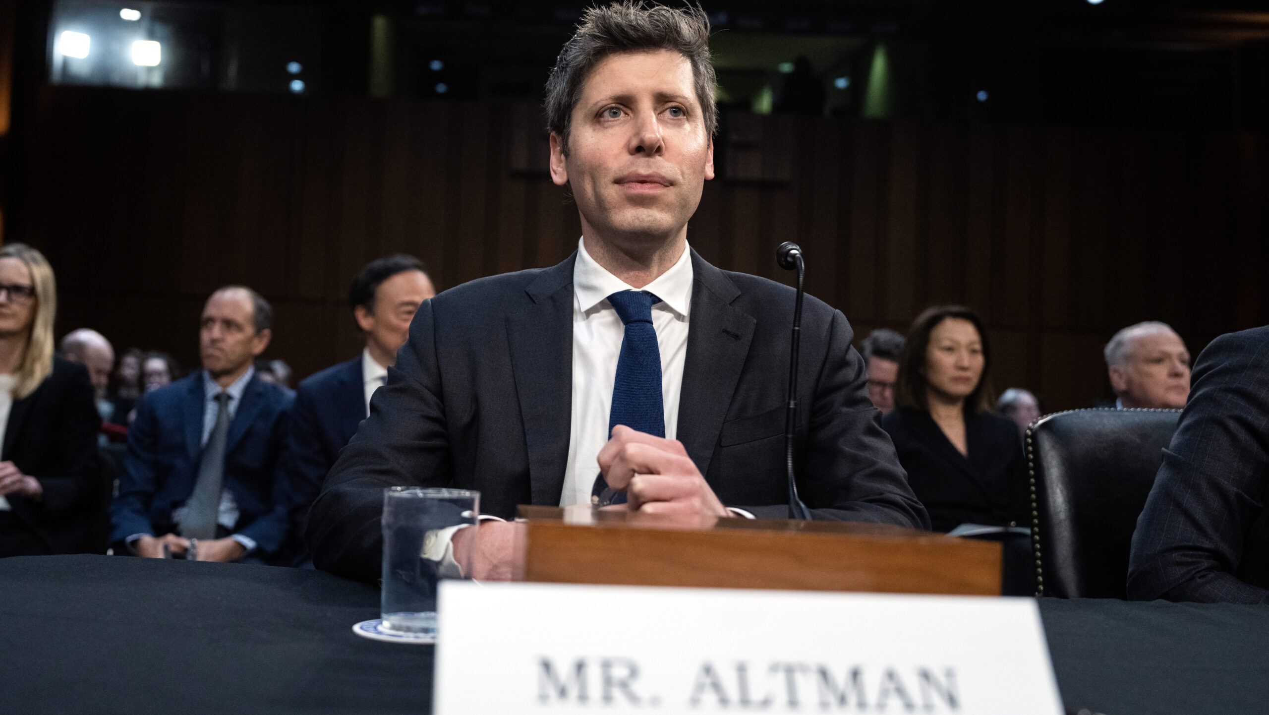 Broadcom’s $10B Mystery Customer Underscores Ballooning AI Investments