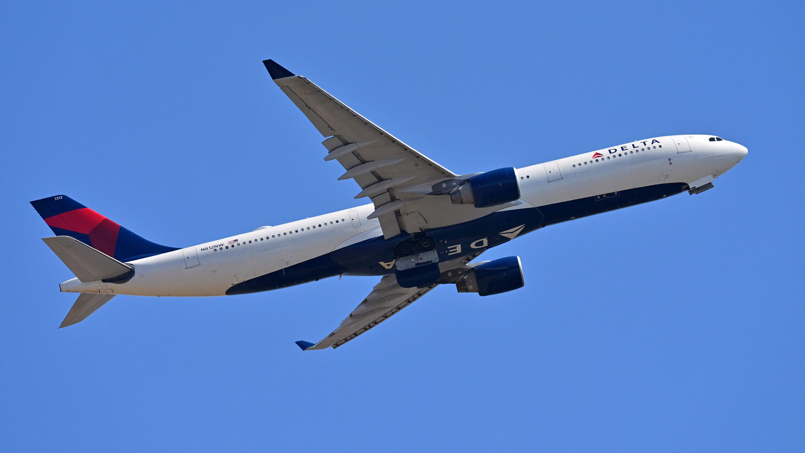 Photo of a Delta Airlines plane.