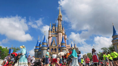 ‘Misguided’ Disney Selloff  Overlooks House of Mouse’s Streaming Might