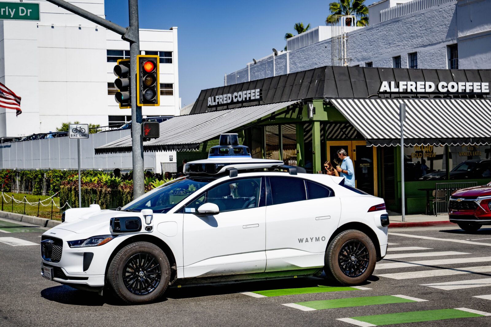 Robotaxis Break Through Rider Resistance as Operators Vie for Dominance