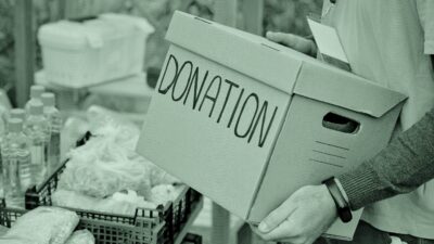 How Advisors Are Giving Back This Holiday Season