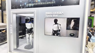 Investors Throw Side-Eye at Tesla’s Optimus-tic $1.4T Market Cap