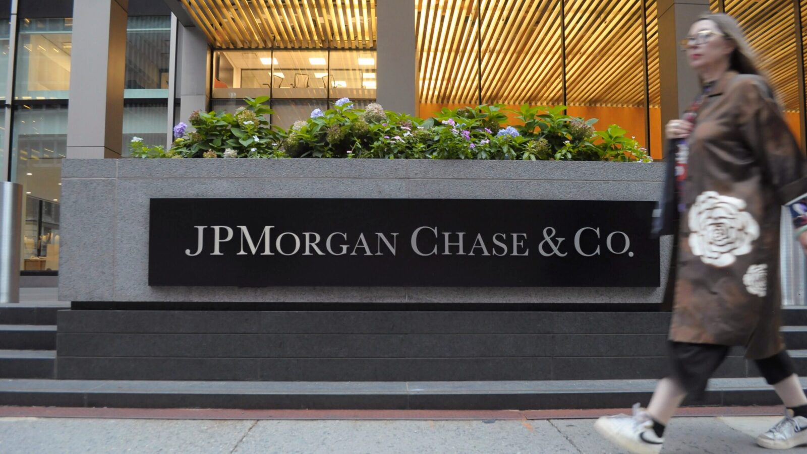 JPMorgan Launches Tokenized Money-Market Fund