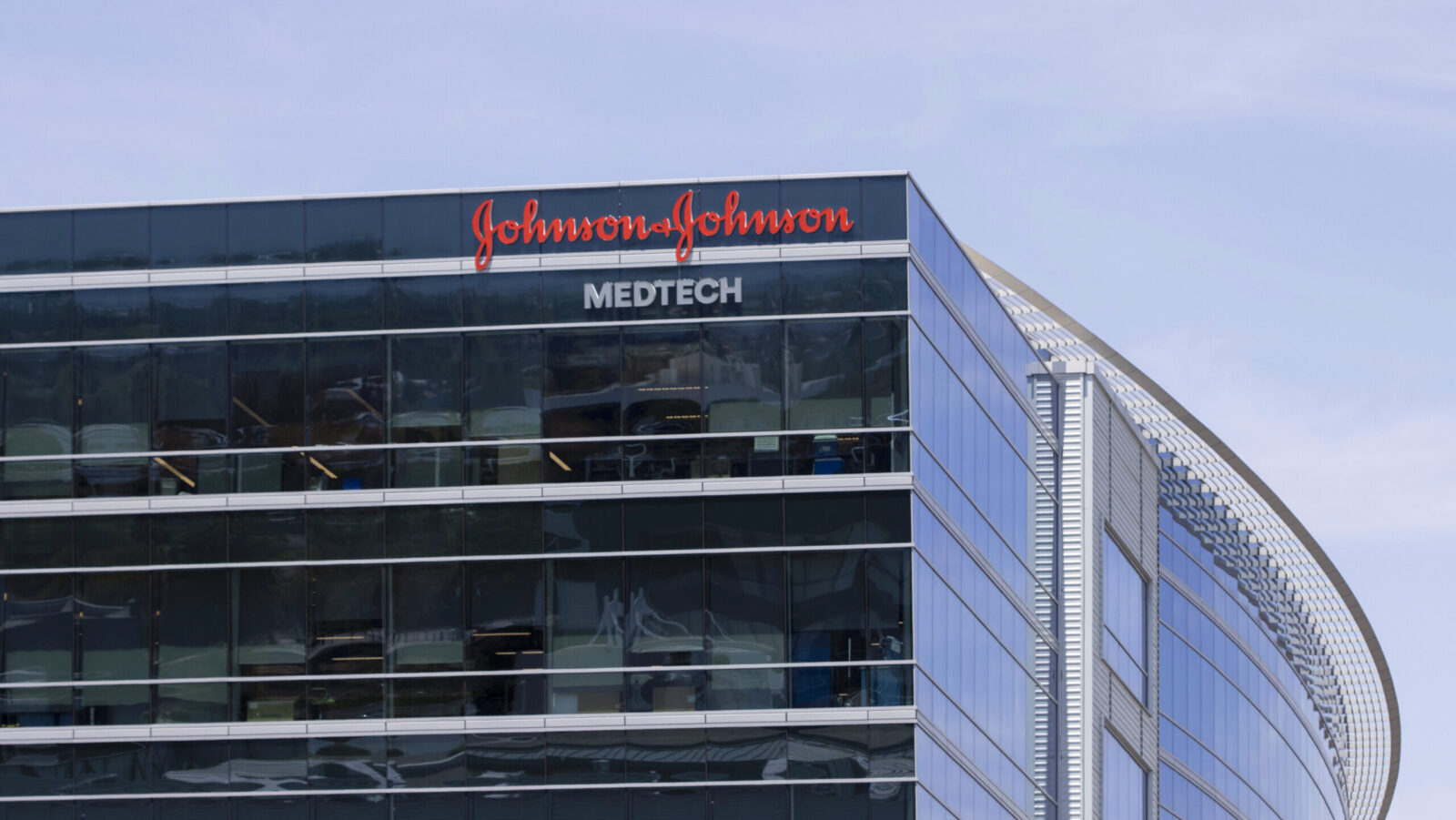 Johnson & Johnson Crushes Patent, Pricing Probs