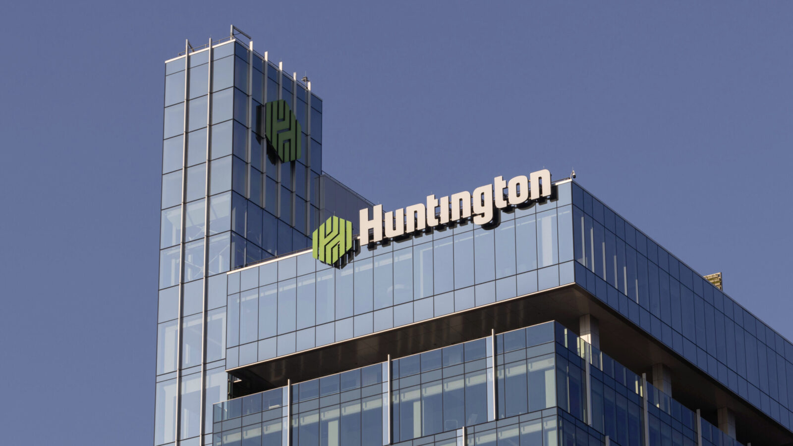 Huntington Bank’s 21% Growth Shows Main Street’s up for Borrowing