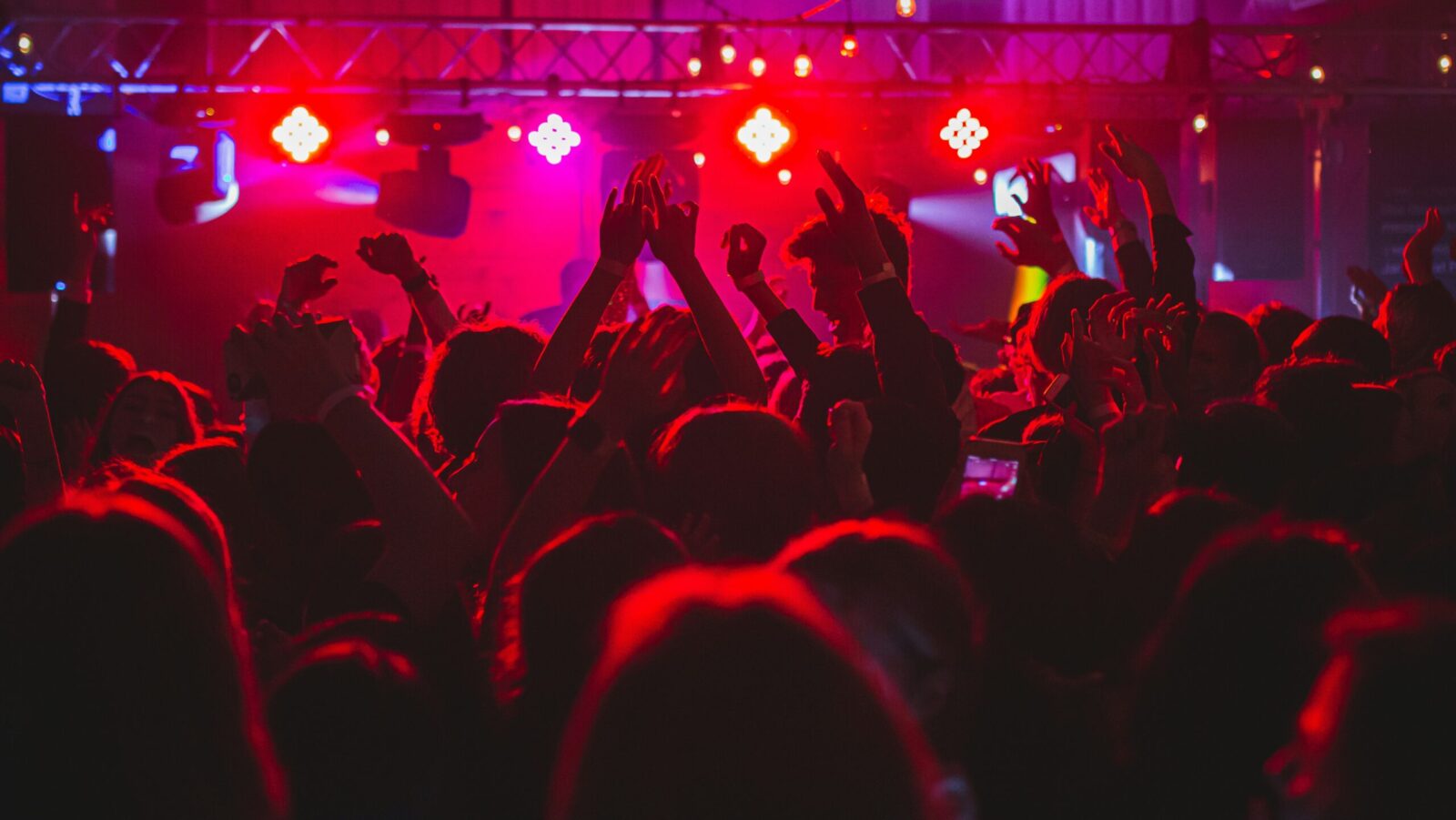 These ETFs Take a Page Out of Famed Investors&rsquo; Playbooks