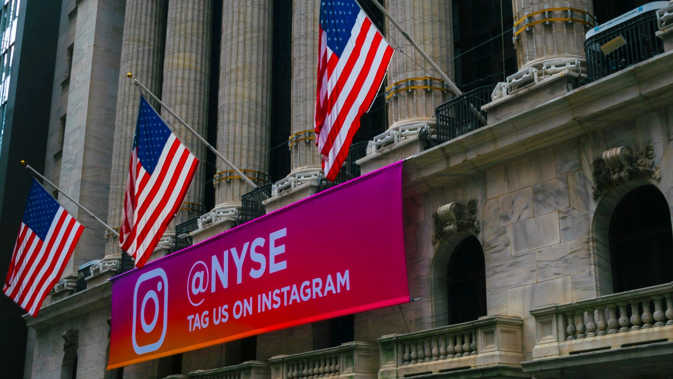 Photo of the New York Stock Exchange building.