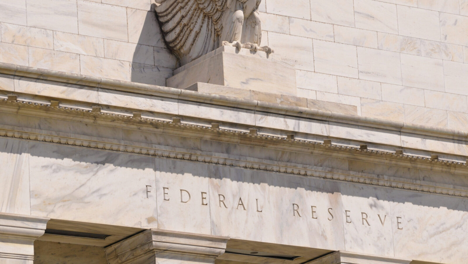 Molasses-Like Jobs Growth Not Enough to Trump Fed’s Rate-Cut Inertia