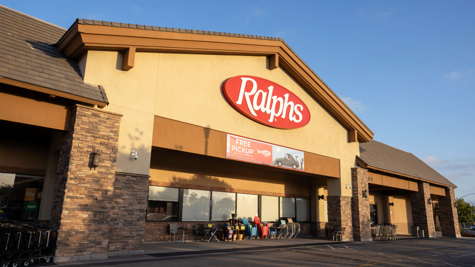 Can An Ex-Walmart Exec Help Rescue Kroger?