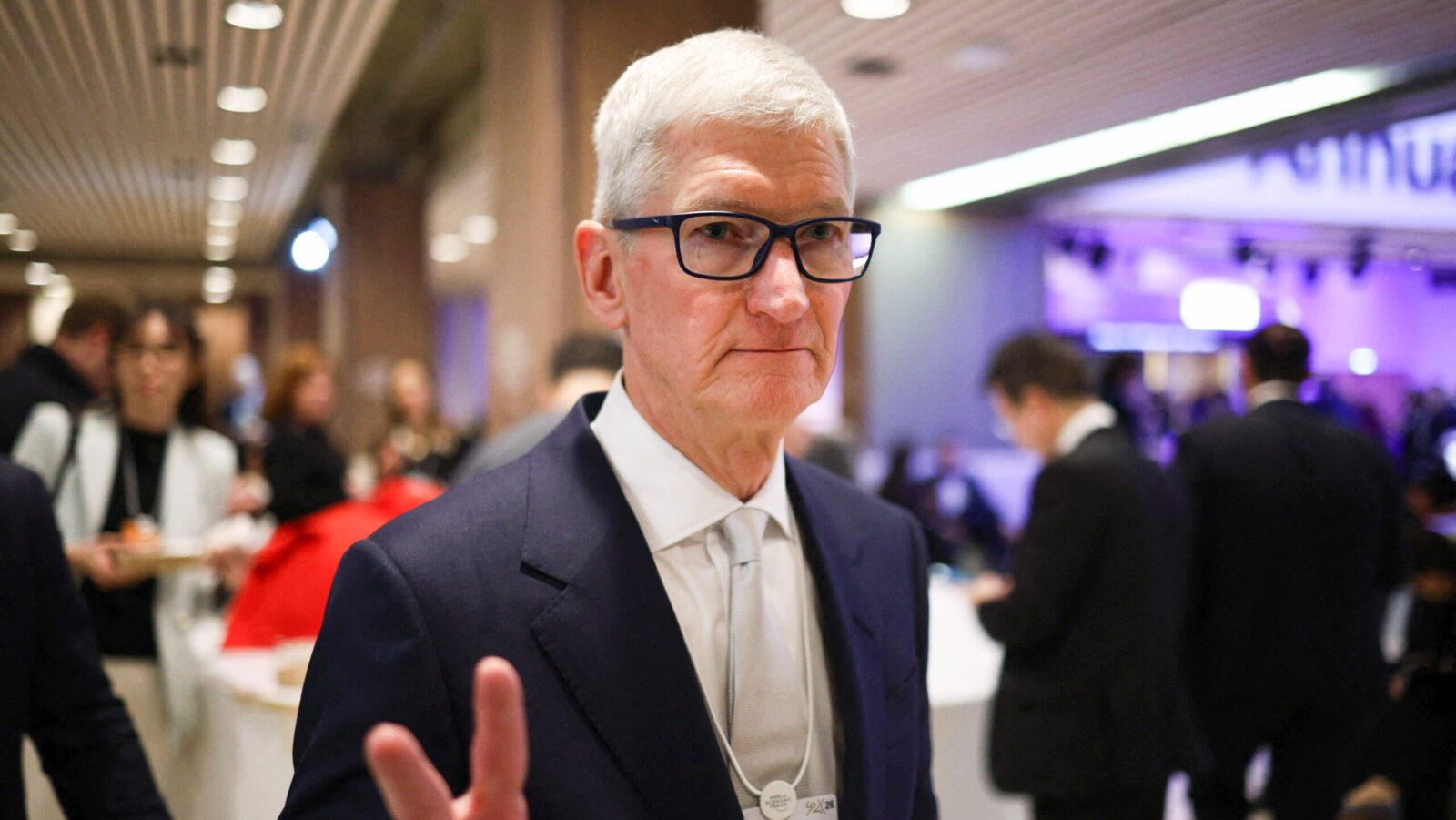 Why Apple No Longer Trades Like a Tech Firm