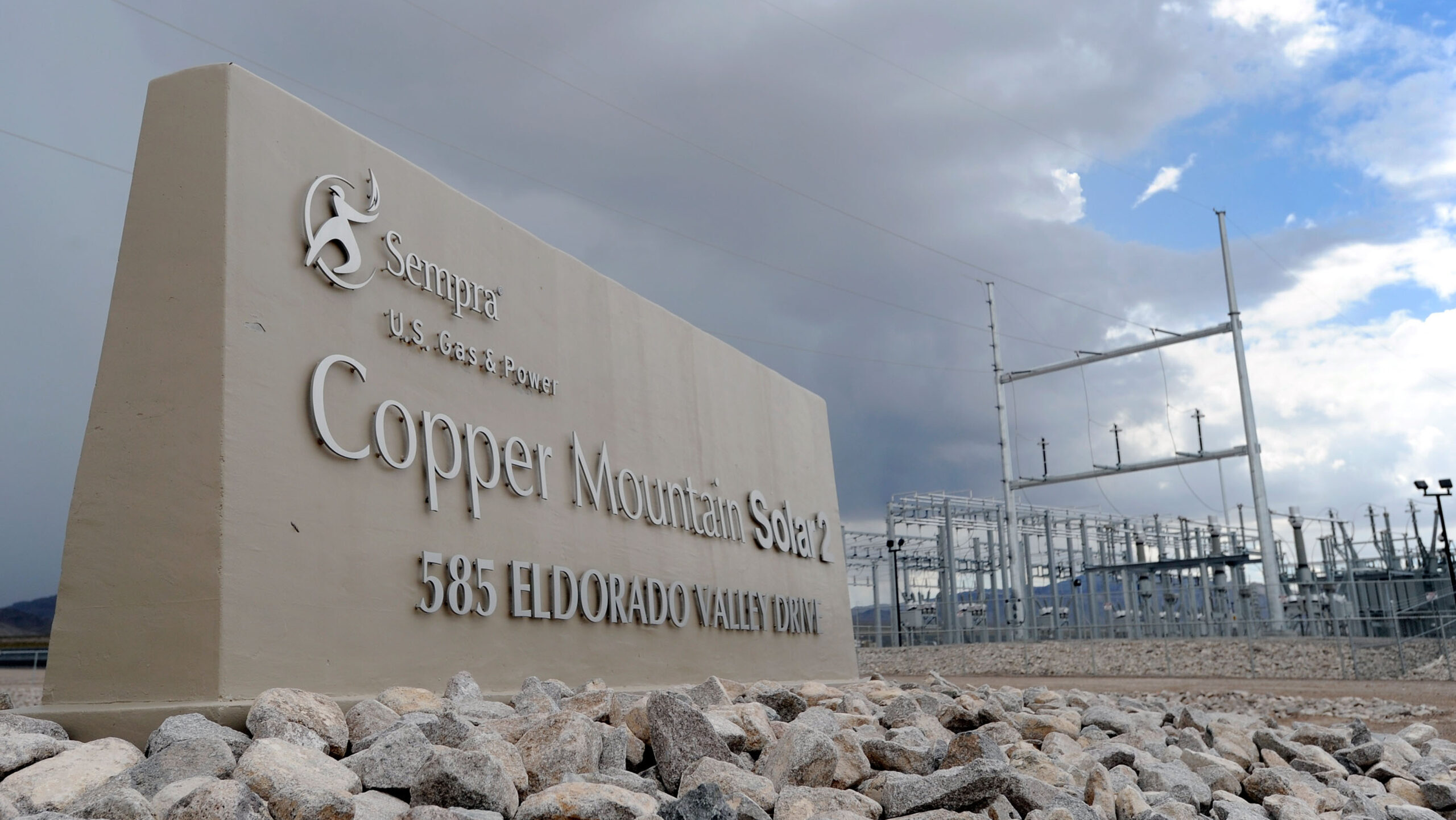 Power-Hungry AI Data Centers Electrify Utilities’ Capital Spending