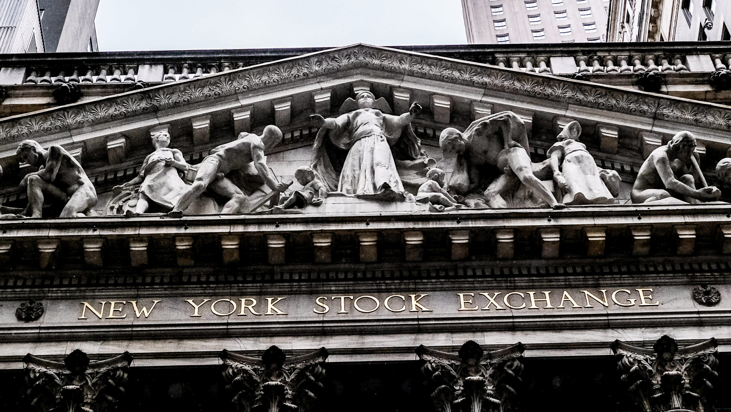 Photo of the New York Stock Exchange building.