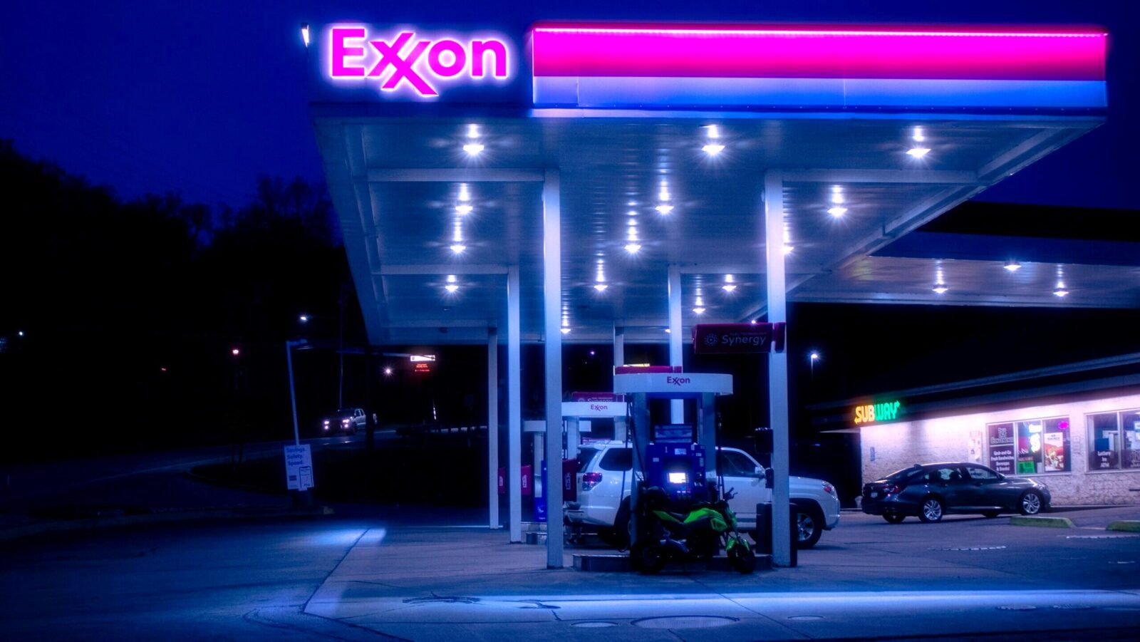 Wall Street Snubs Big Oil Stocks amid Crude Price Runup