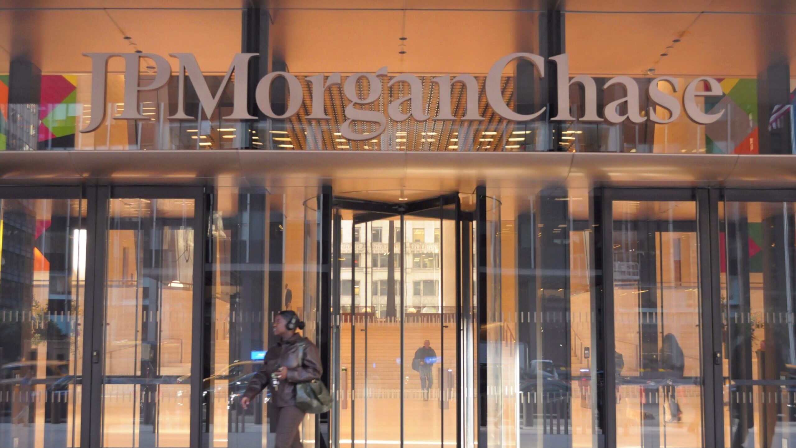JPMorgan Leverages Unique Ability to React Proactively to Private Credit Woes