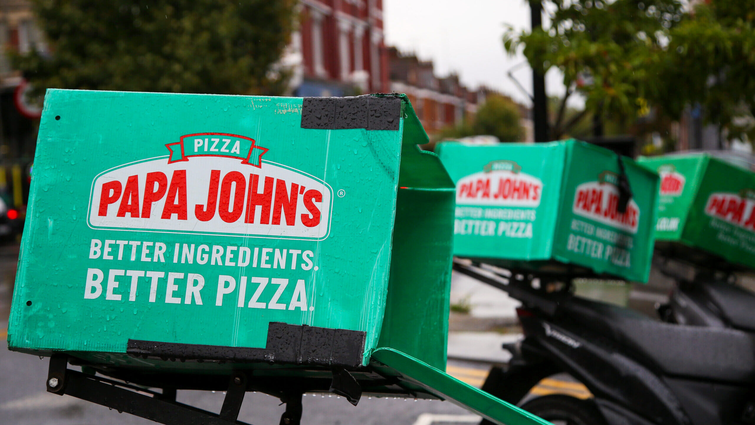 Qatari Fund Cooks Up a Premium Papa Johns Bid