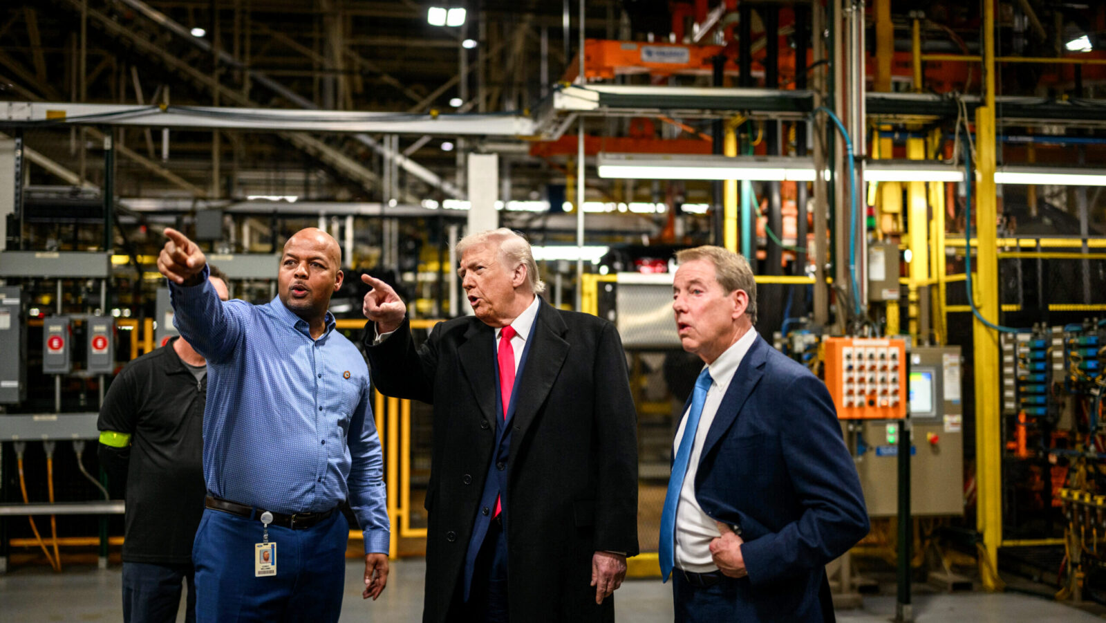 US Automakers Poised to Benefit from Pentagon’s Request for Manufacturing Support