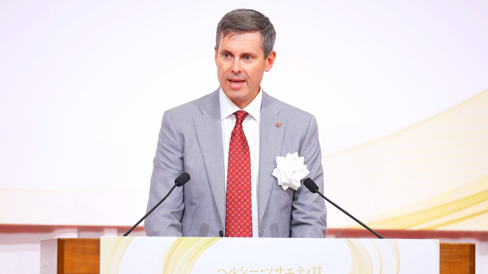 Eli Lilly Sales Surge 56% as Booming GLP-1 Demand Eclipses Lower Prices