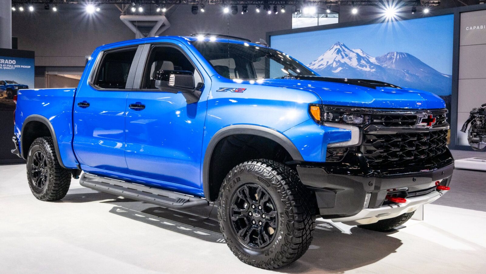 GM Revels in Gas-Engine Renaissance While Detroit Loses Ground to Beijing