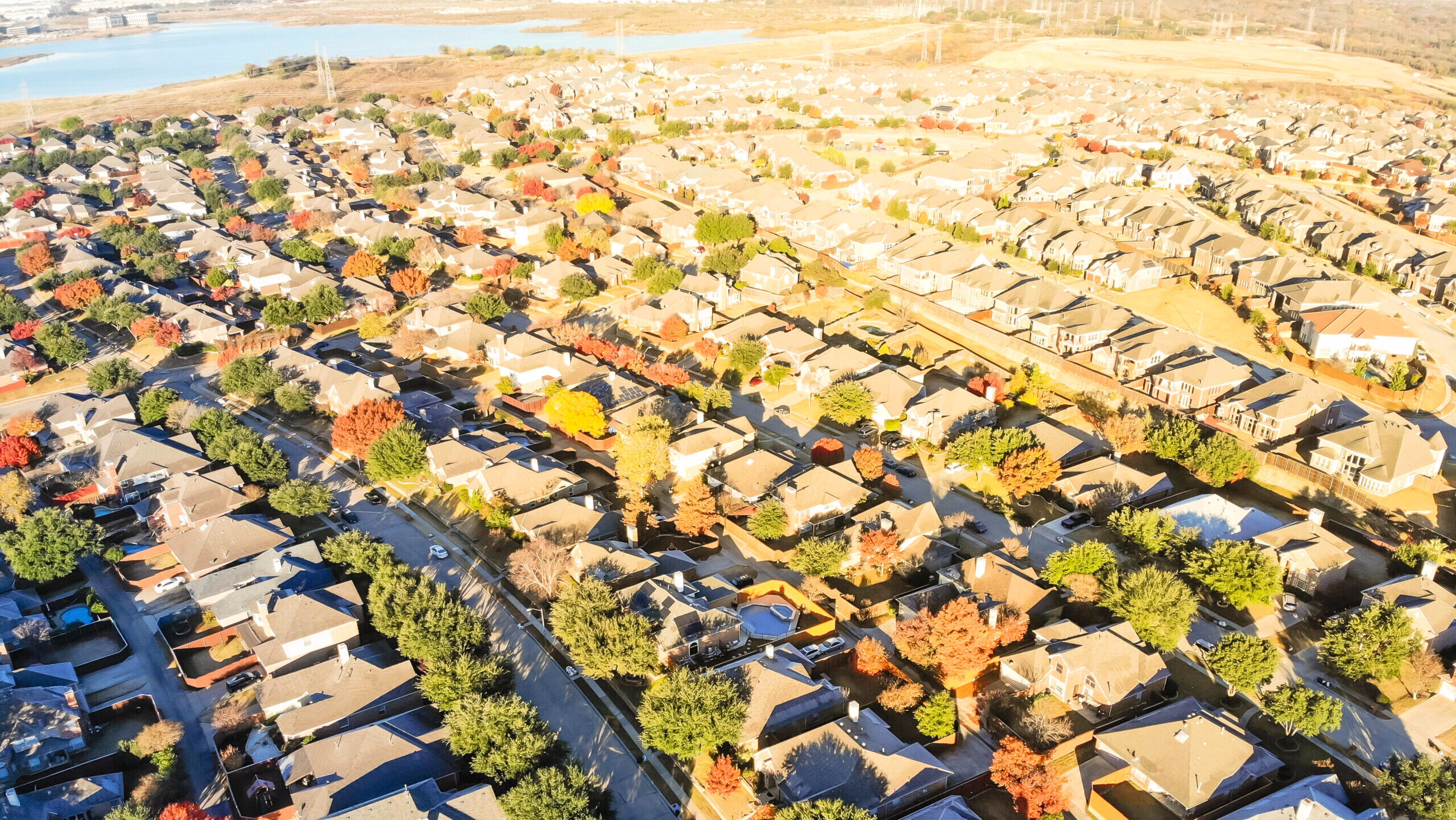 Photo of a housing subdivision.