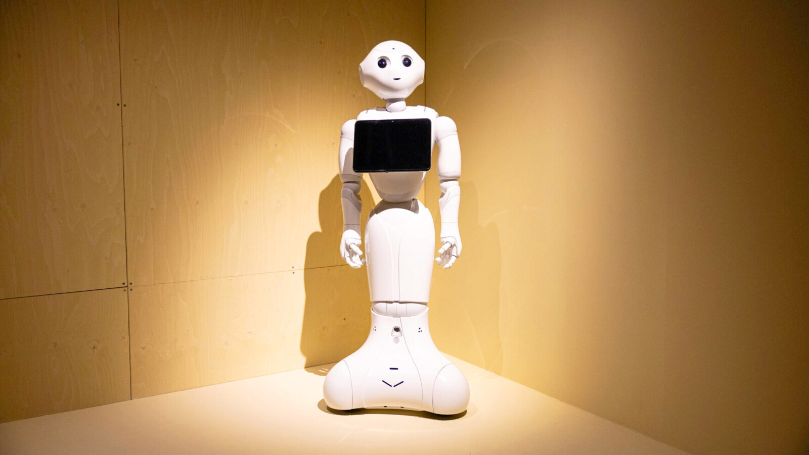 SoftBank Maps Out $100 Billion Robotics Spinoff