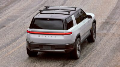 Rivian Is Gaining Ground on Tesla With New Midsize SUV 