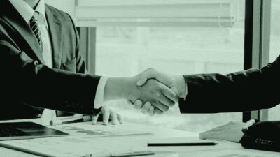 Retiring Advisors Push M&A Deals to $2.5T