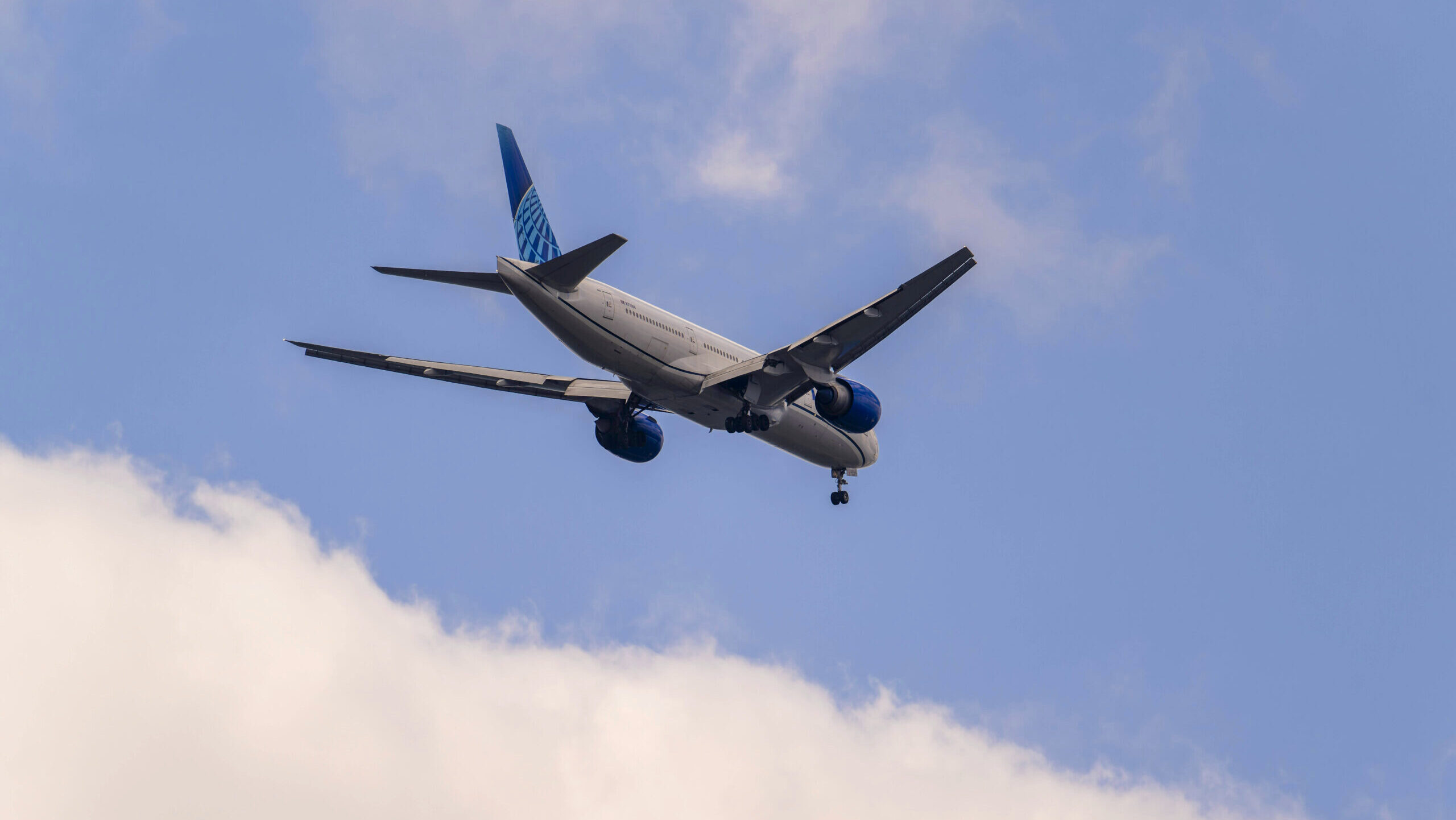 Have Fuel, Will Travel: Airline, Cruise Stocks Gain Momentum with Iran Deal